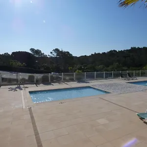 Appartement Les Pins Parasols De La Roque, Roquebrune-sur-Argens